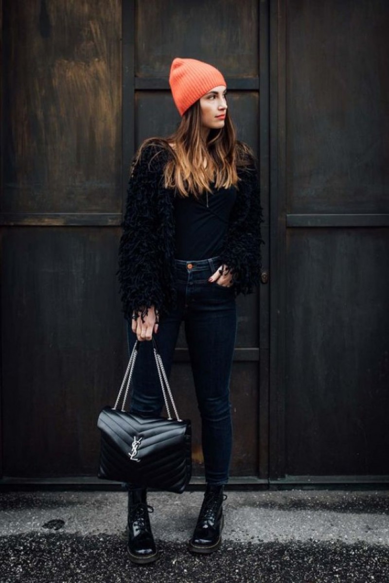 YSL Saint Laurent Loulou Shoulder Bag With OG Magnetic Box & Dust Bag (Black - Silver - 166)