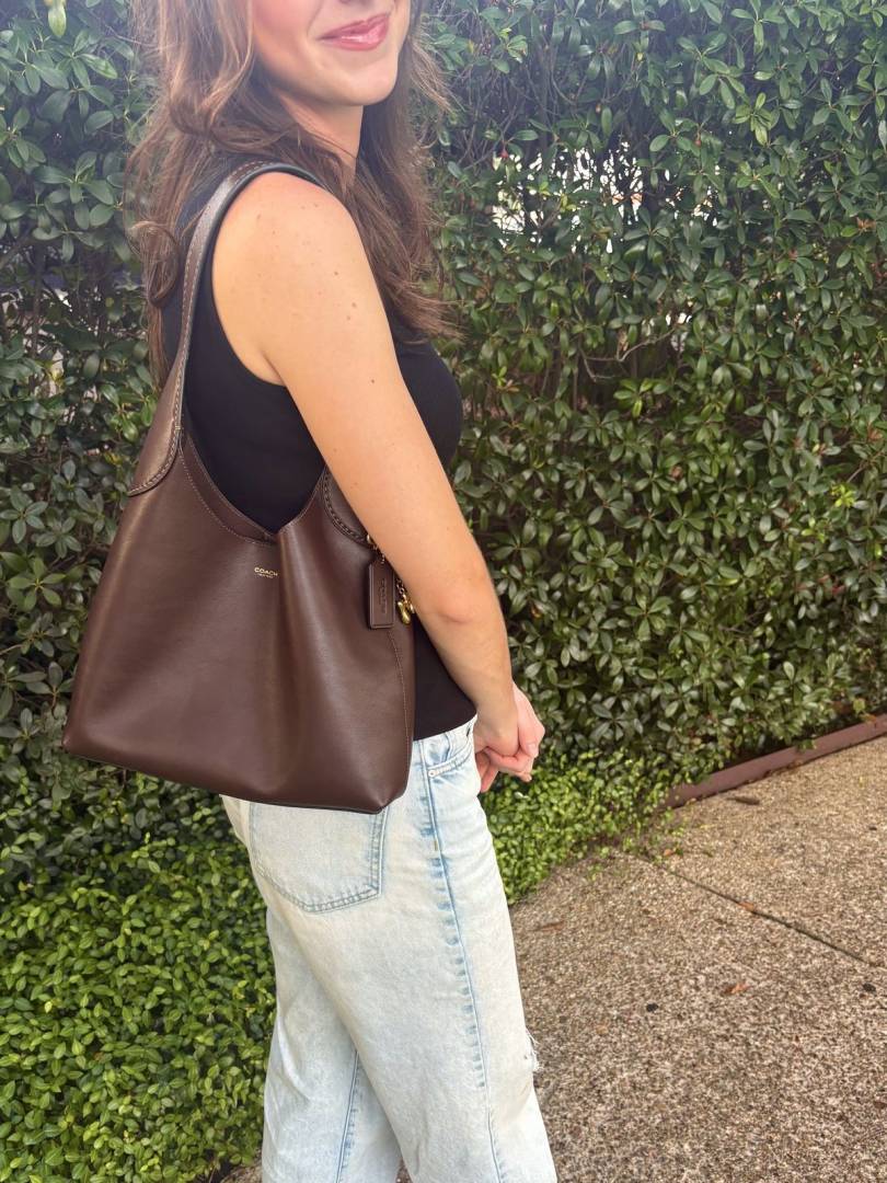 Coacch Brooklyn 28 Hobo Tote With OriginalDustCover & Tags