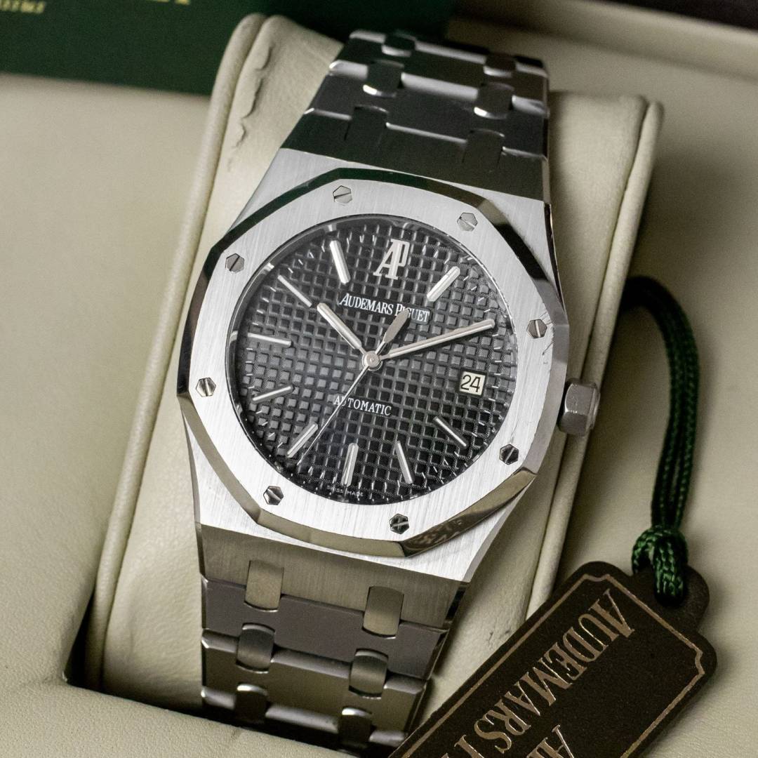 Audemar Piguet Royal Oak Quartz Silver Grey