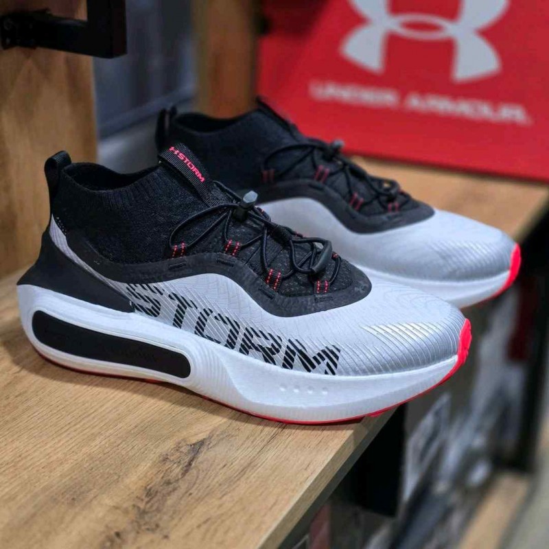 Under Armor_Phantom 4 Storm Grey