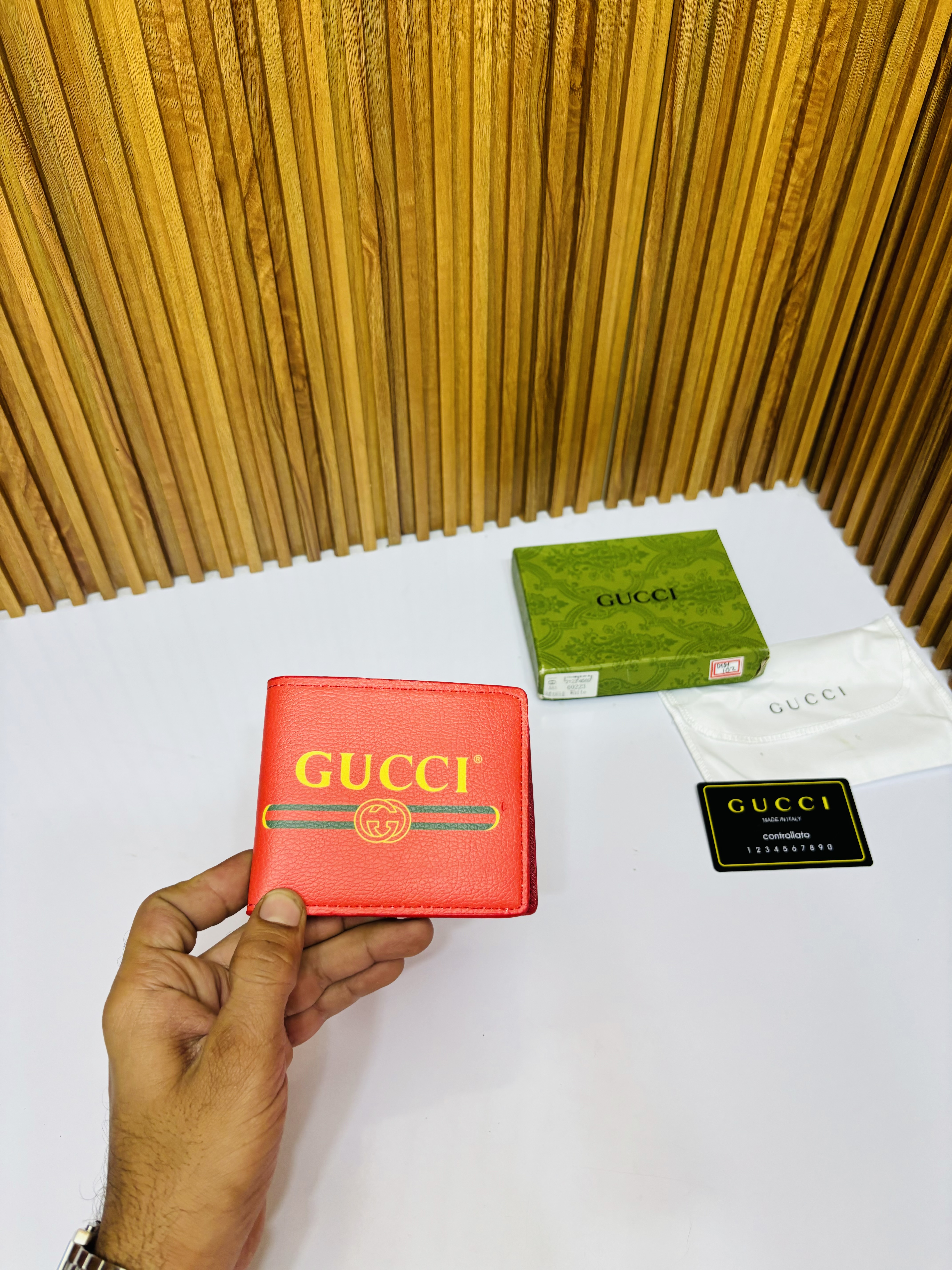 104 GUCHI PREMIUM QUALITY WALLET