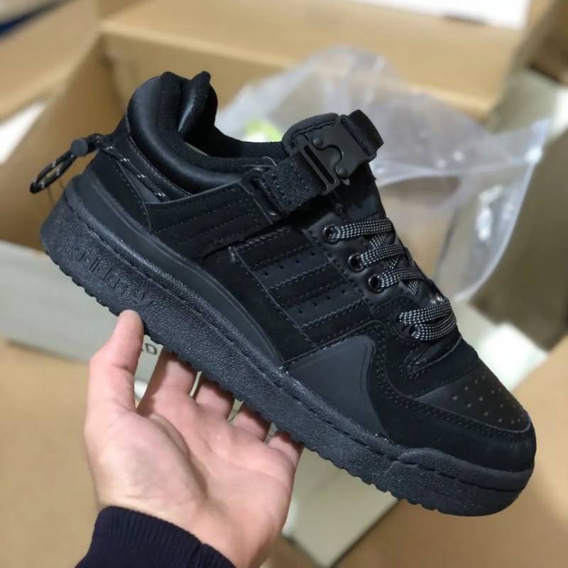Adiddas Forum x Bad Bunny Black