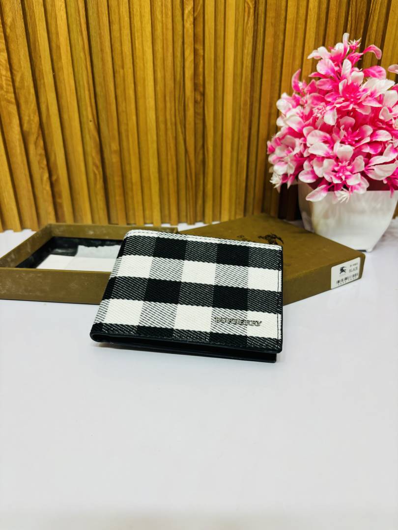 119 BURBERRRY PREMIUM QUALITY WALLET