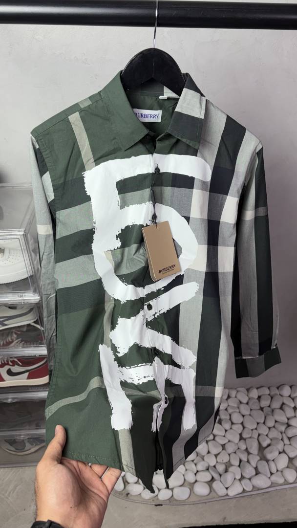 Burberrry Premium Shirts 3085