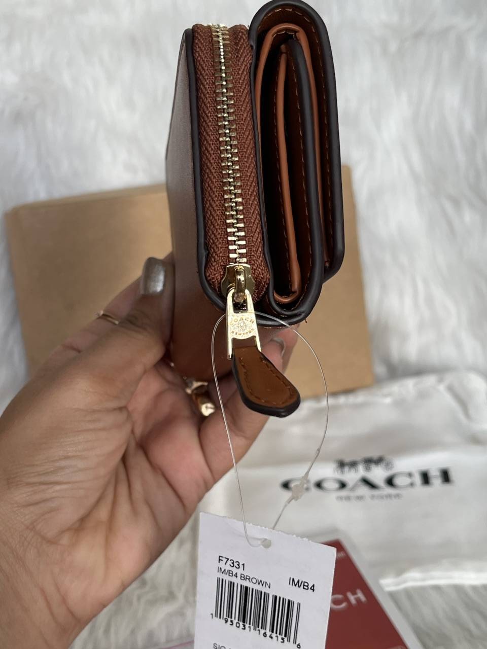 Coatch_1-6_Premium_3-Fold_Wallet_With_OriginalBox_DustCover_Highend_Coded
