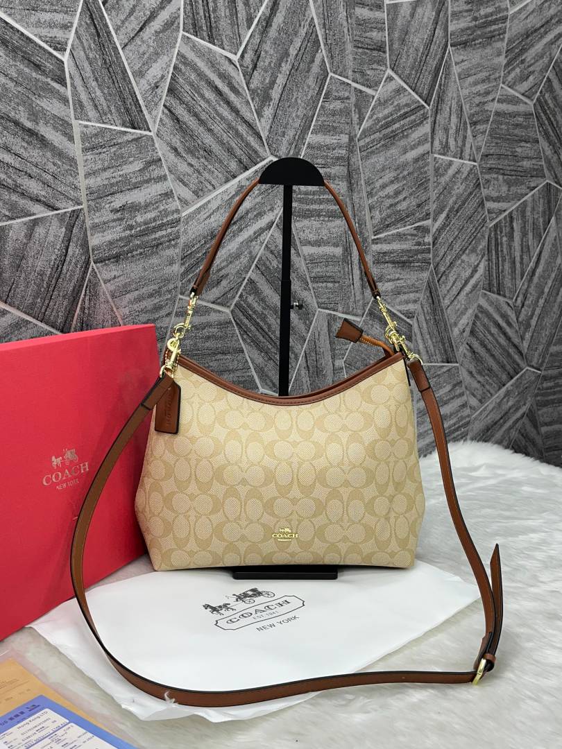 Coacch Laurel Medium Tote 04 With Original Box DustCover & Long Belt