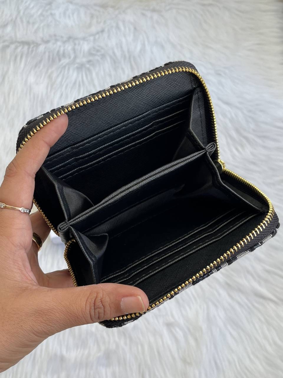 Diyor_104_Black_Mini_Zippy_Wallet_With_OriginalBox