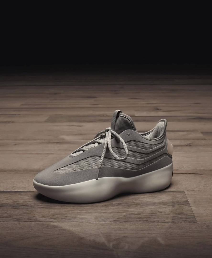 Adiddas fear of god athletics basketball low putty beige