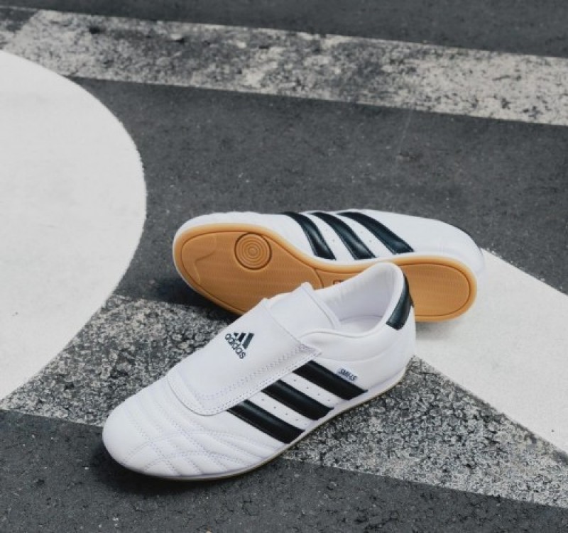 Adiddas Taekwondo White Black 131
