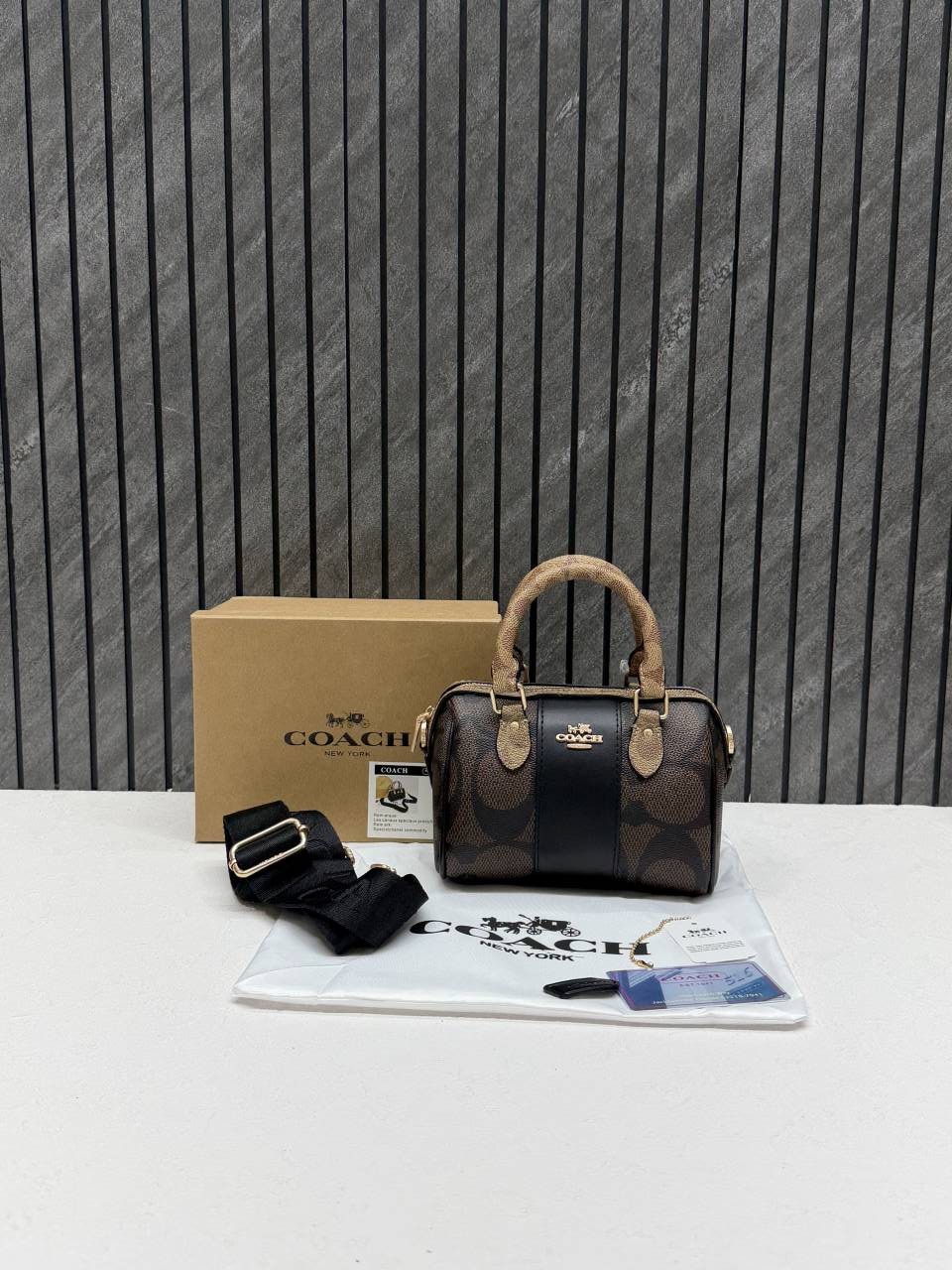Coacch Rowan Mini Coffee-Ap-Black With OriginalBox DustCover