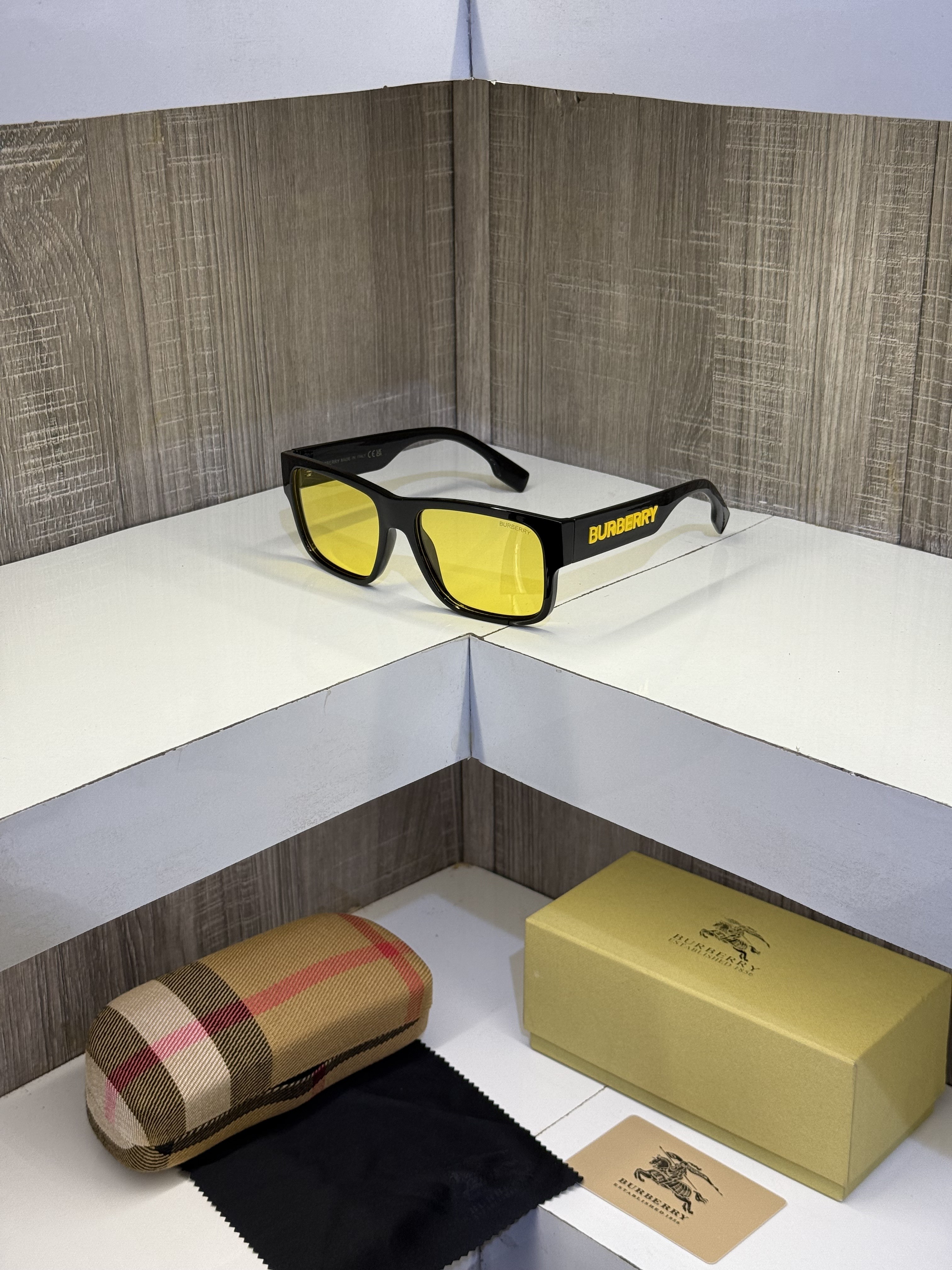Burbery Model 69019 Premium sunglass