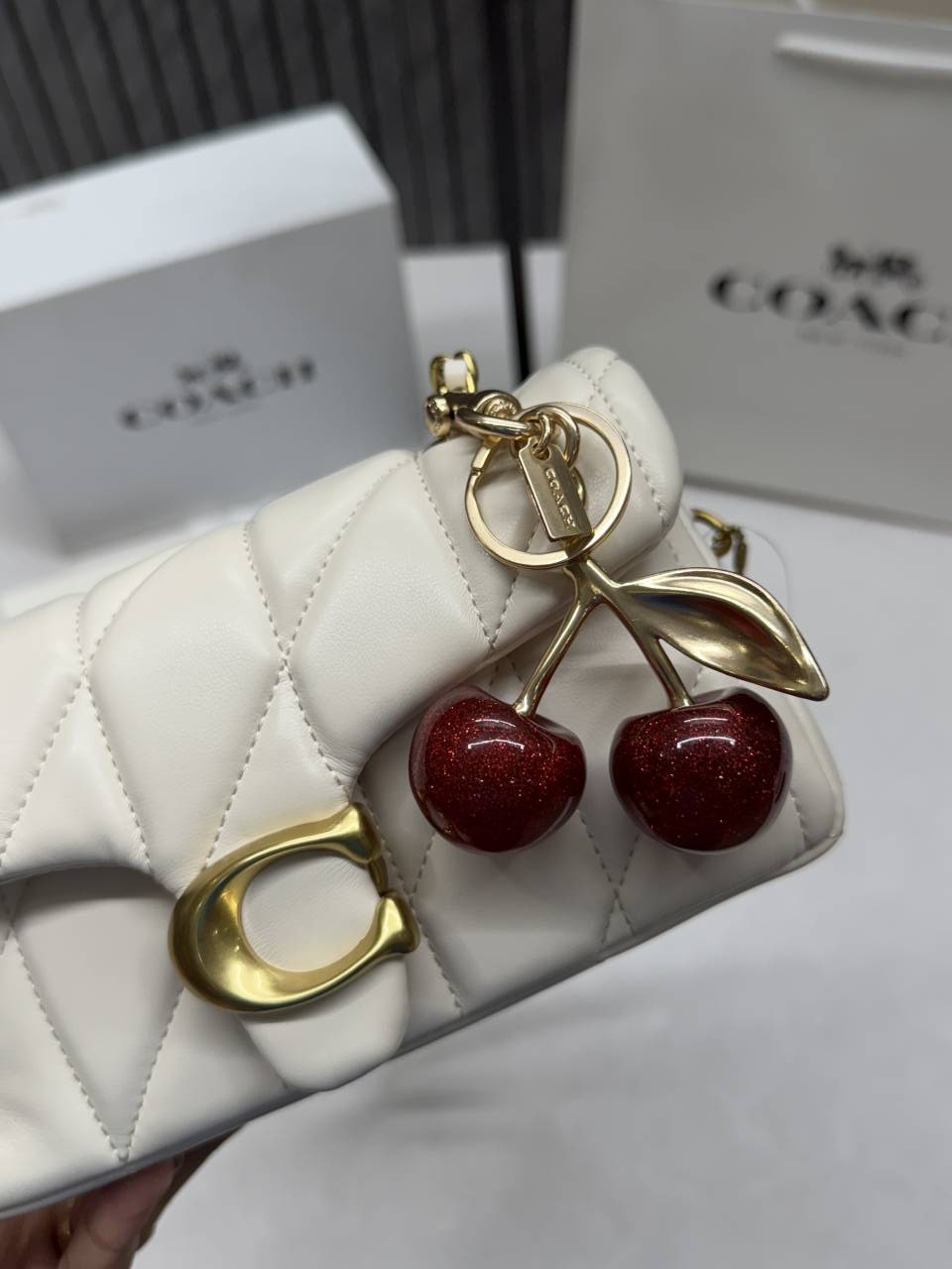 Coacch CB Tabby 20 With Cherry Charm Highend Quilted Leather ShoulderBag With Original CherryCharm Box & CarryBag