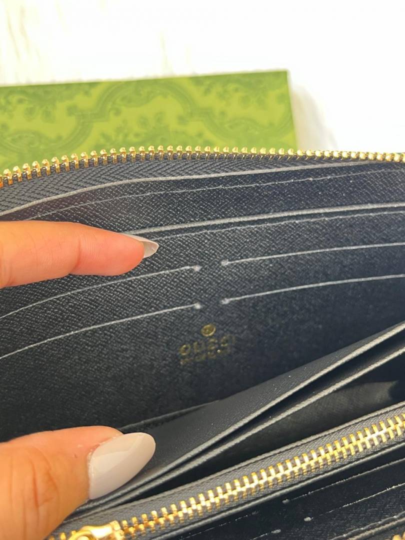 Guchi_153_Zippy_LongWallet_With_OriginalBox