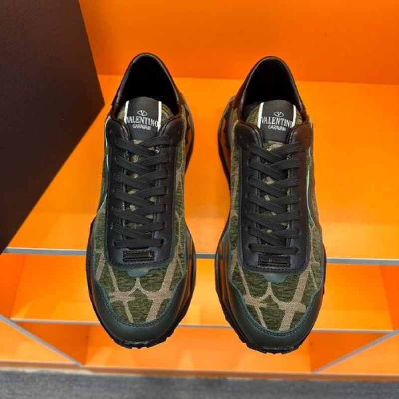 Valentynoo Garavani Army Sneaker Fixed sale