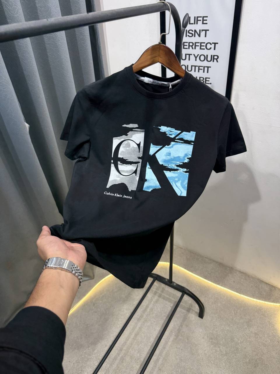 Calvin klei imported round neck tshirt black