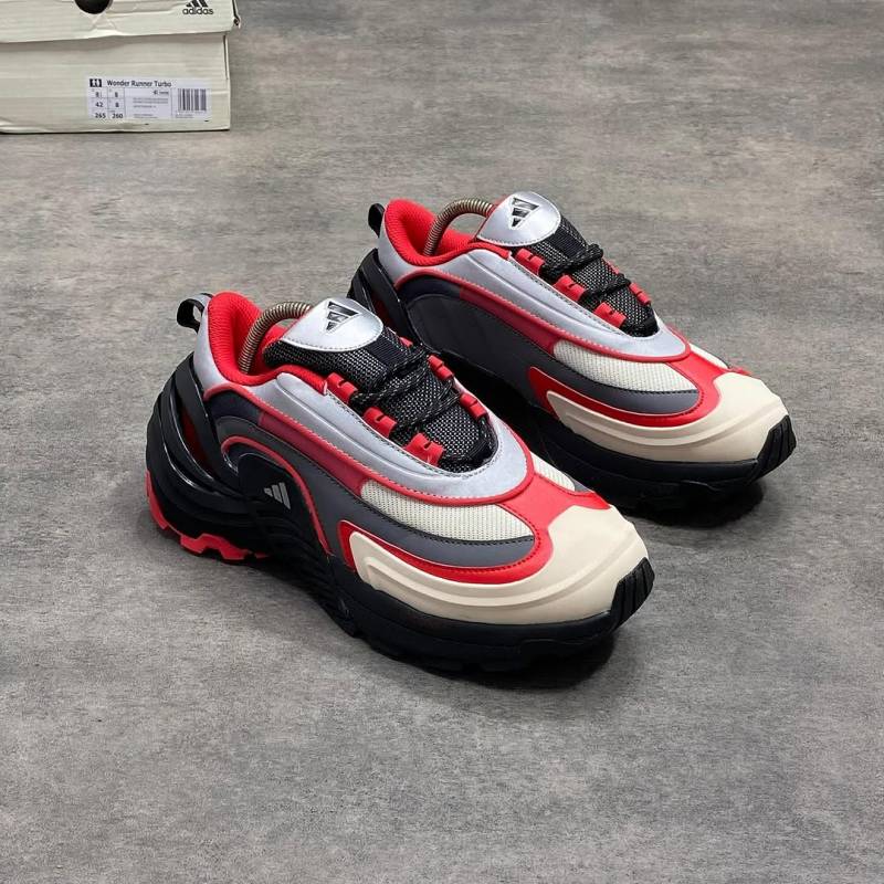 Adidas Wonder Runner Turbo Red