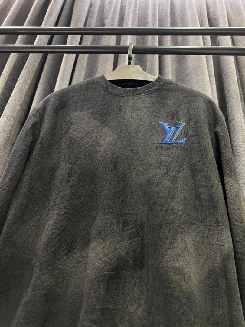 v-uitton imported sweatshirt store article black