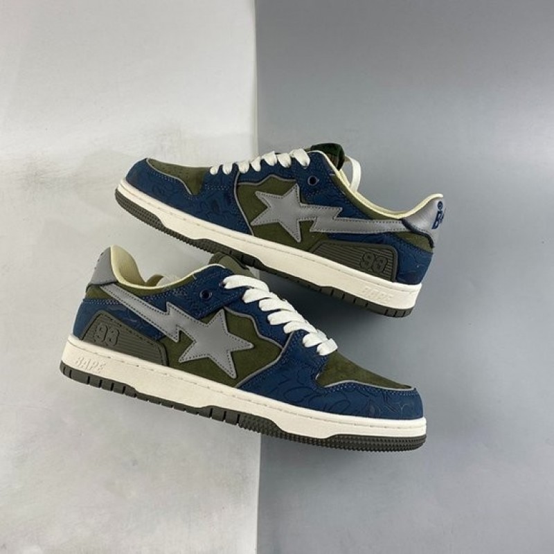A BathinGahpe Bape SK8 Sta Sneakers in Army Green Gray Blue
