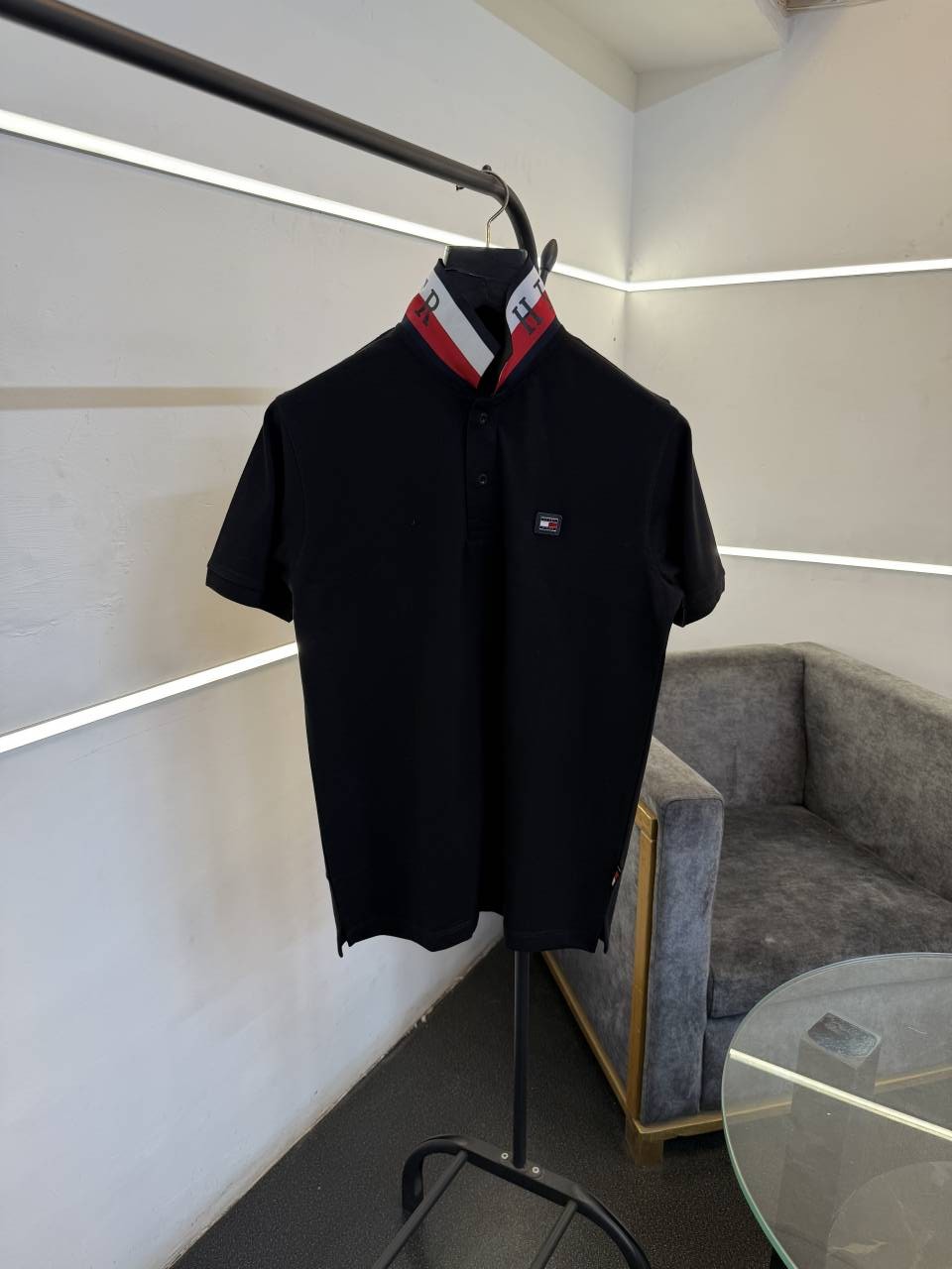 Tommy hilfigar steel logo matty cotton imported polo tshirt with brand collar black sale