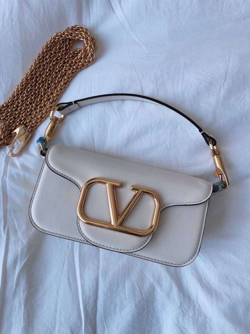 Valentyno_VLogo_White_Small_ShoulderBag_With_OriginalBox_DustCover