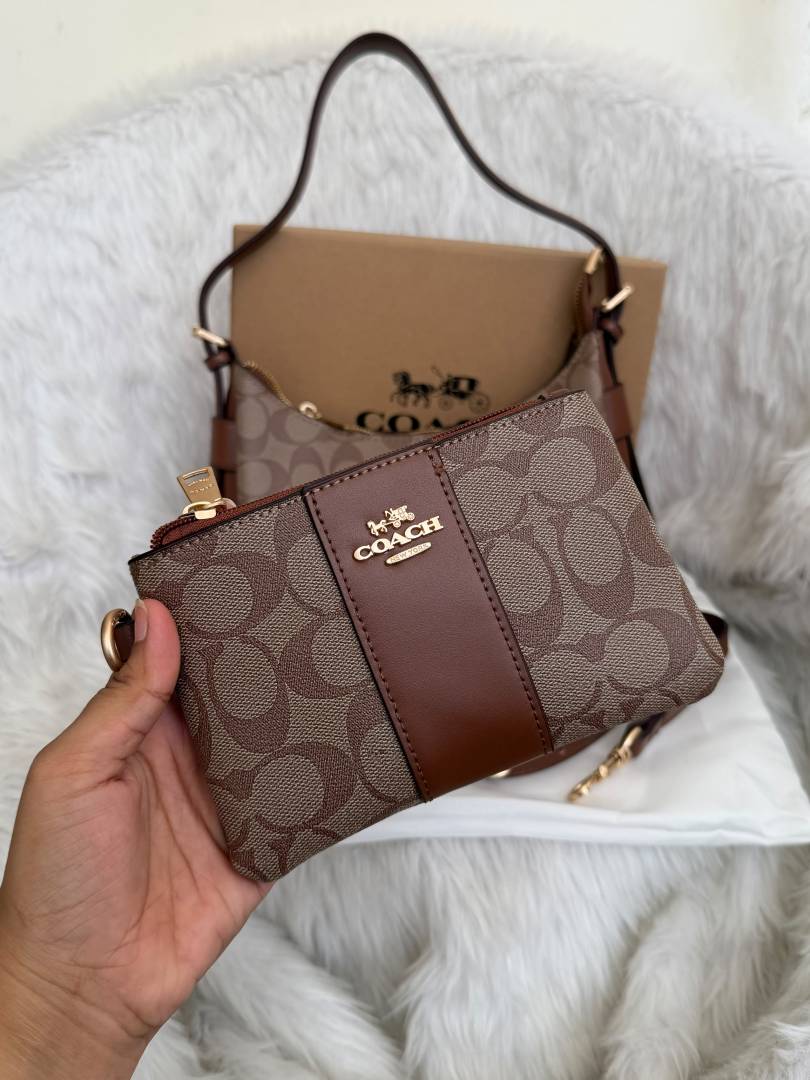 Coacch 06 Laurel Hobo Shoulder Combo With Wristlet Wallet Original Box Packing