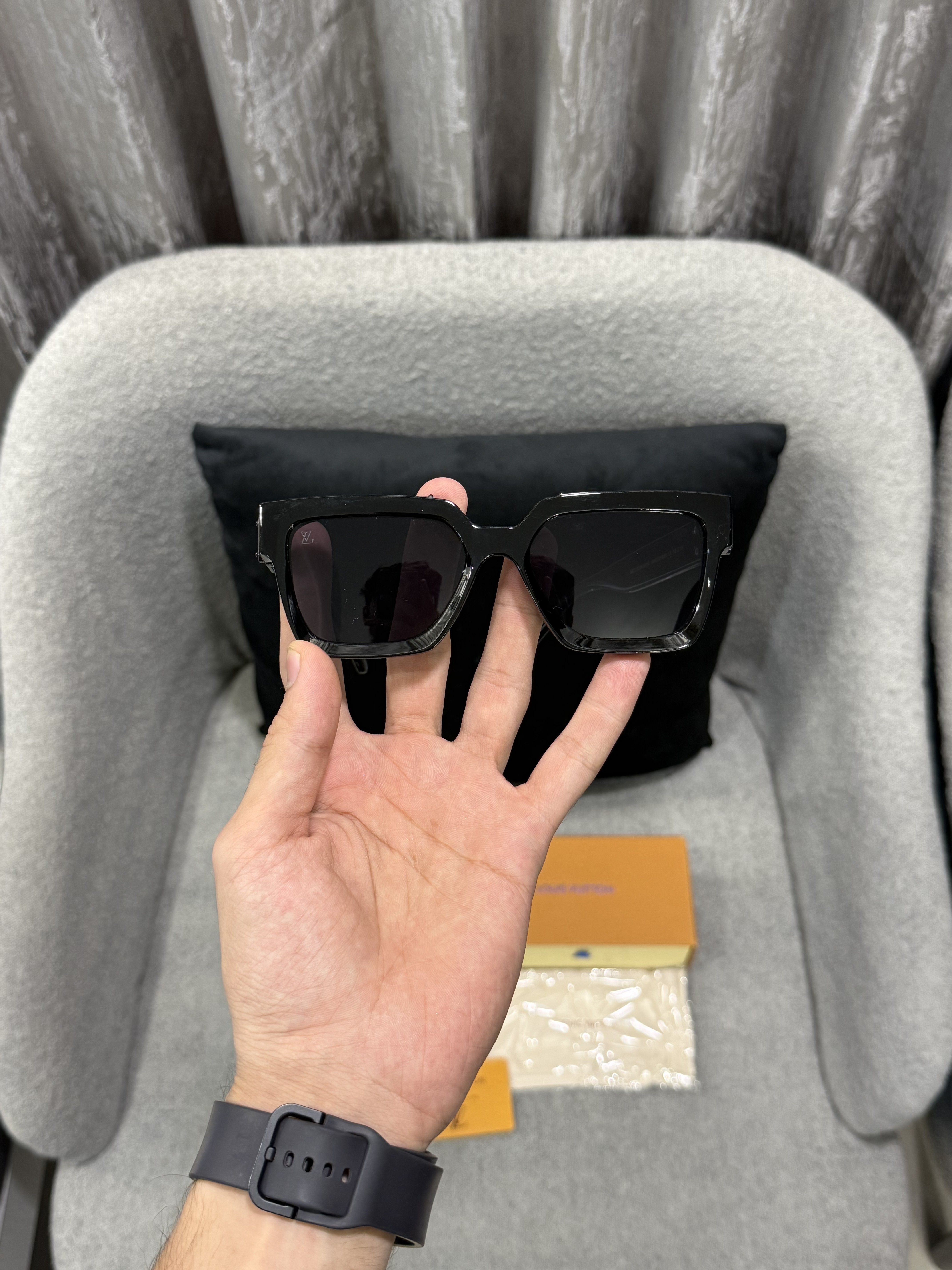 Loius Vutton Millionaire 96006 Premium sunglass