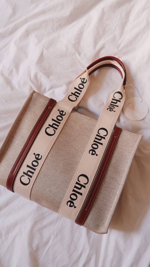 Chloe Medium woody Tote With DustCover