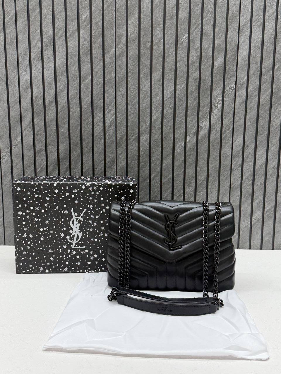 Ysl Lou Lou Medium Size 8802 Shoulder Bag With Original Box & DustCover Packing