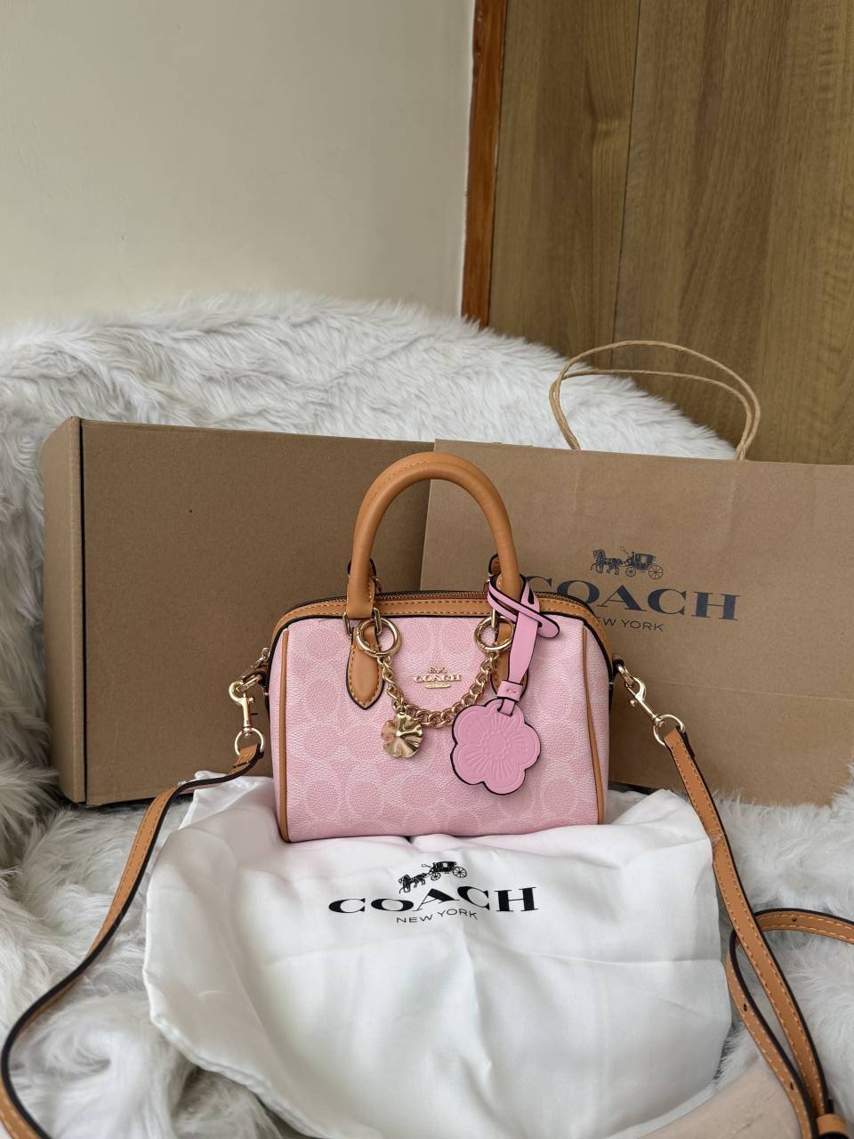 Coacch CB NWT Mini Rowan Pink Edition Crossbody With OriginalBox CarryBag & DustCover
