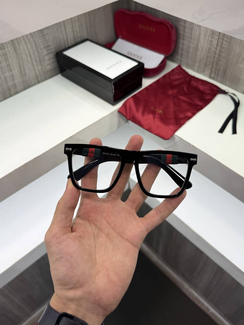 Guchi 1390 Premium Frame
