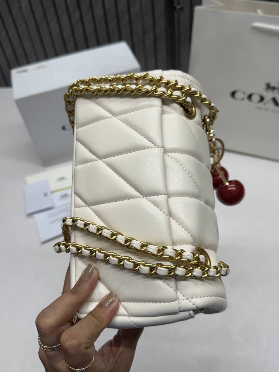 Coacch CB Tabby 20 With Cherry Charm Highend Quilted Leather ShoulderBag With Original CherryCharm Box & CarryBag