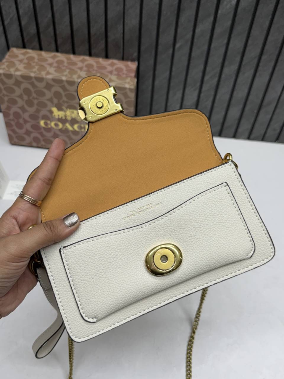Coacch Tabby 19 Chain Clutch SuperHighend Quality 11 With OriginalBox & DustCover