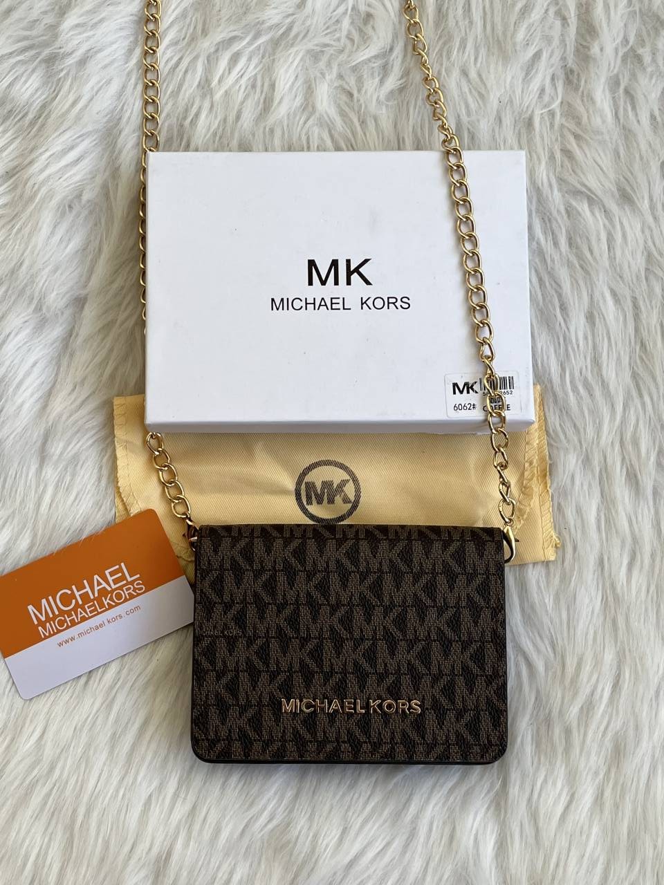 Micheal Kors_113_ChainWallet_With_OriginalBox_DustCover