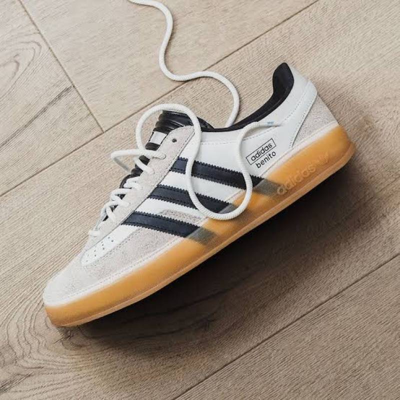 Adiddas gazelle indoor x bad bunny benito
