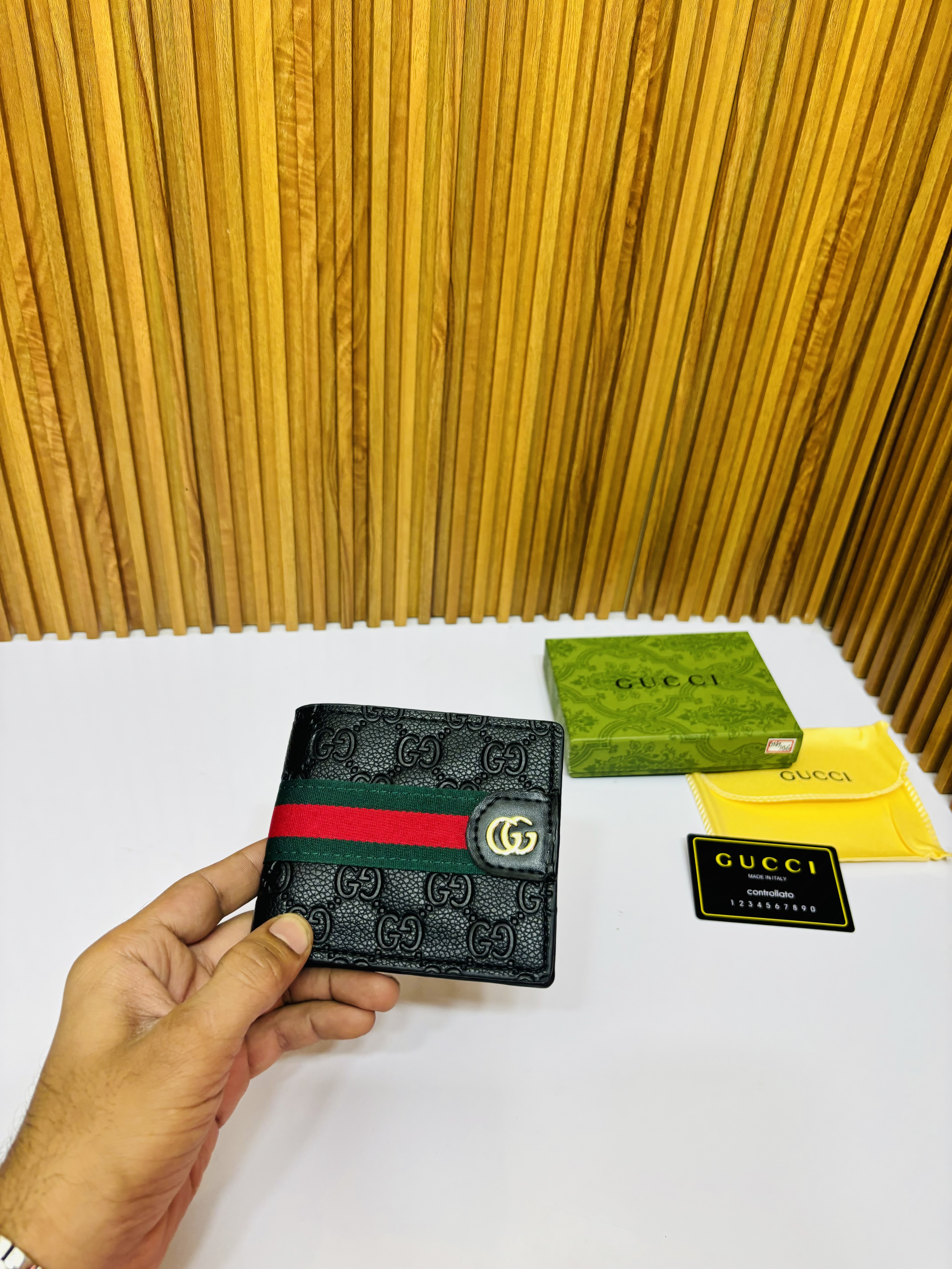106 GUCHI PREMIUM QUALITY WALLET