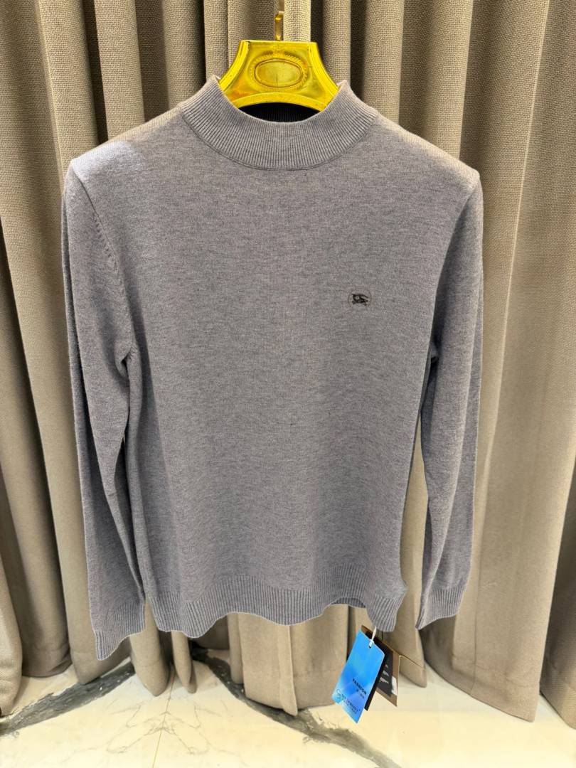 Burbery Chest Logo Sweatshirt Grey