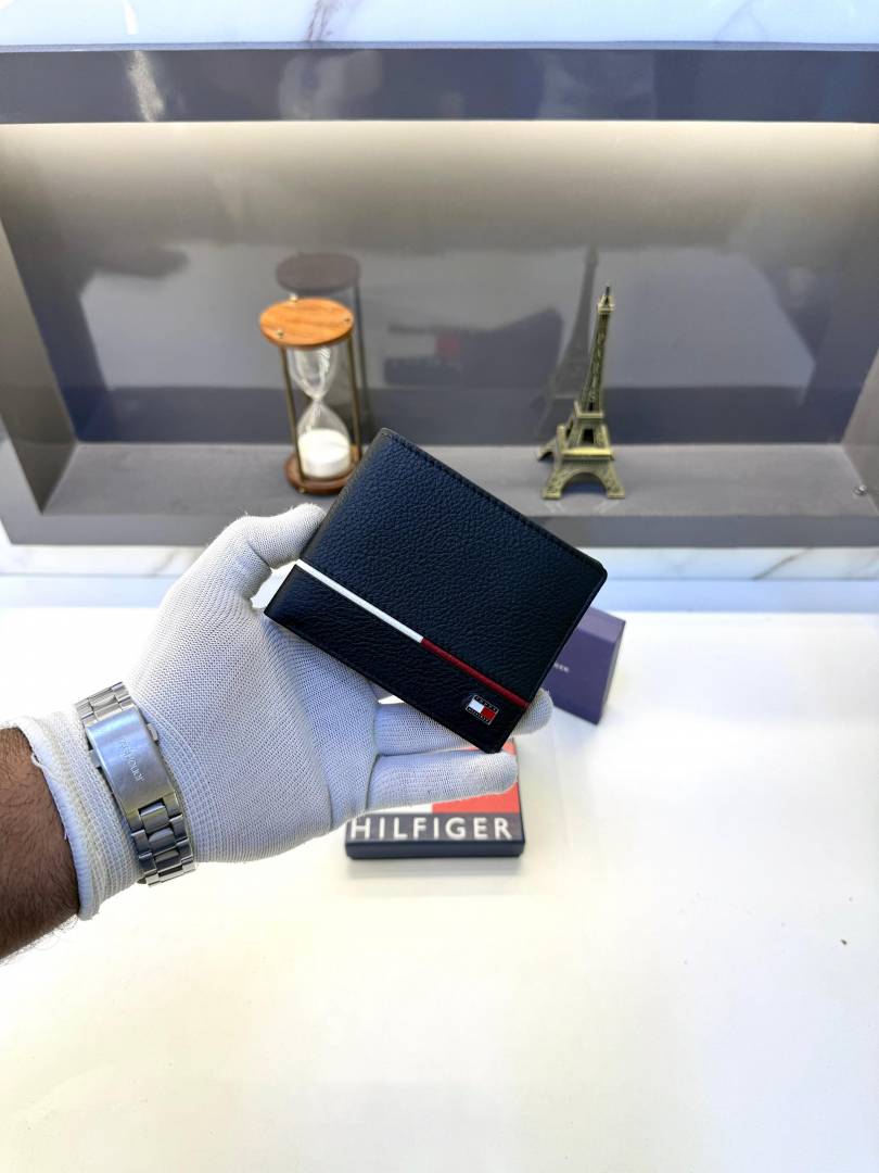 Tommy Hilfigar Black Wallet Fa 519