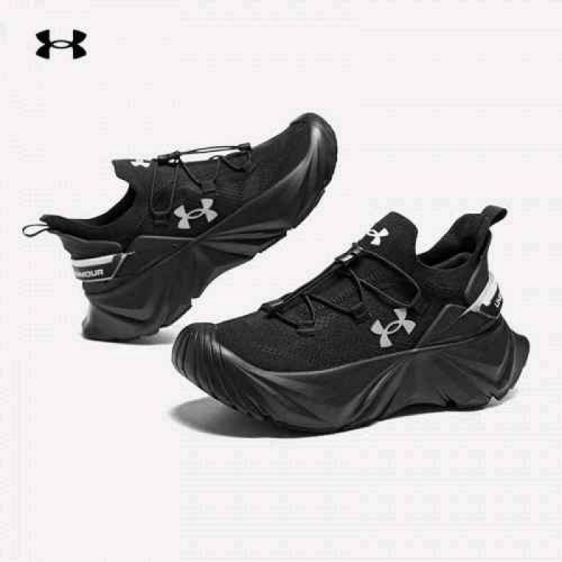Under Armorr. UA Nion Black