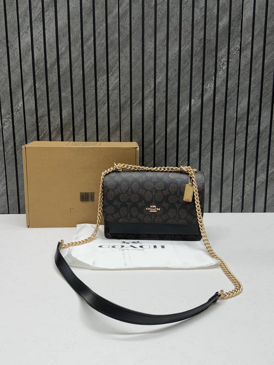 Coacch Klare Coffee Black Highend ShoulderBag With OriginalBox & DusTCover Metal Tag