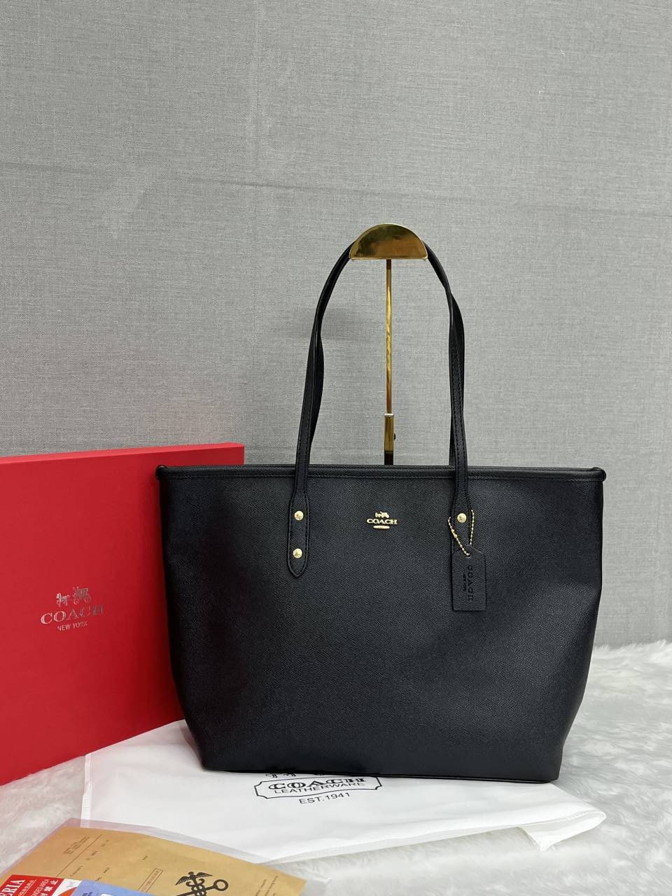Coach_08_city_tote_zip_Closer_Tote_With_Original_Box