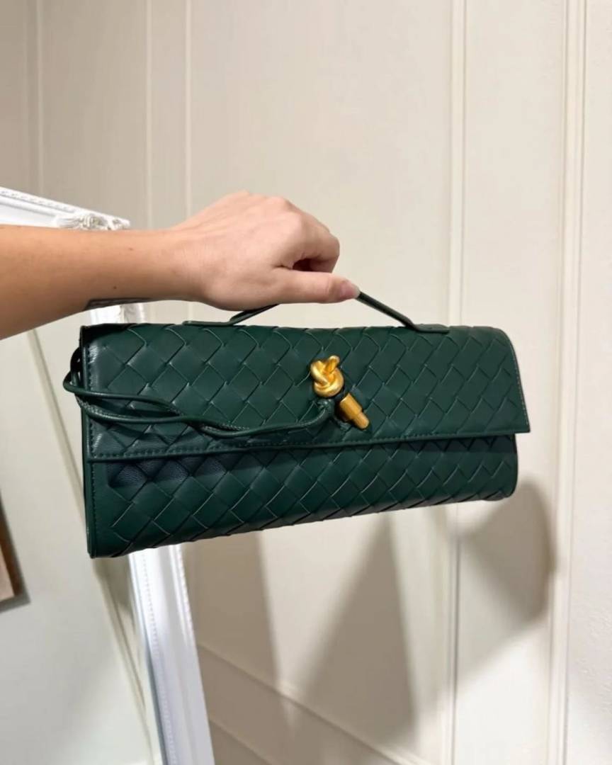 Bottega Veneta Green Andiamo Long Clutch Bag With Original Box Dust Cover & LongSlingBelt
