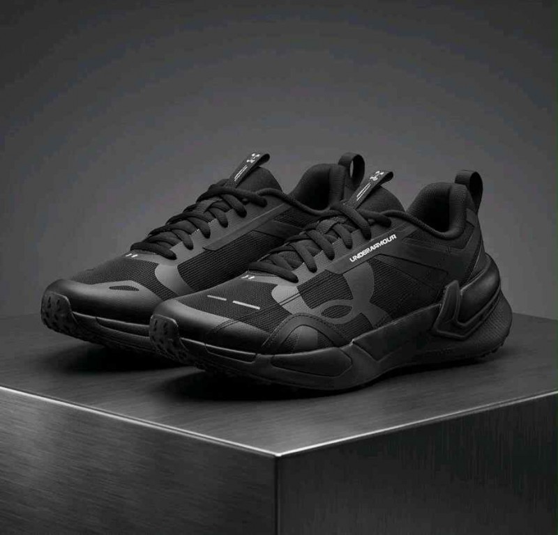 Under Armorr Reign XT Black Anthracite 1307