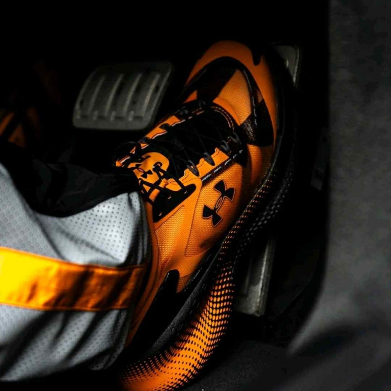 Underr Armour Echo X Mansory SlipSpeed Black Squad Orange 6099