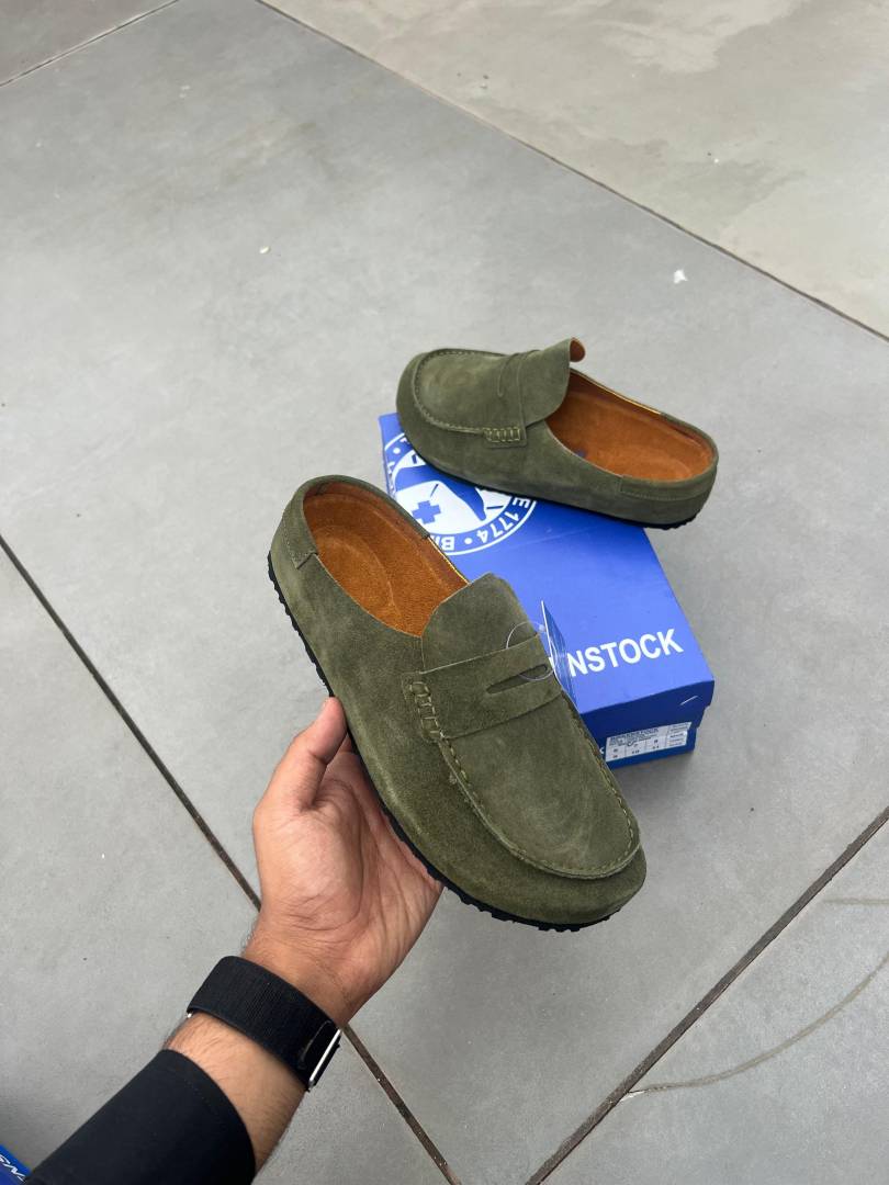 Birkenstock Naples Wrapped Suede olive video