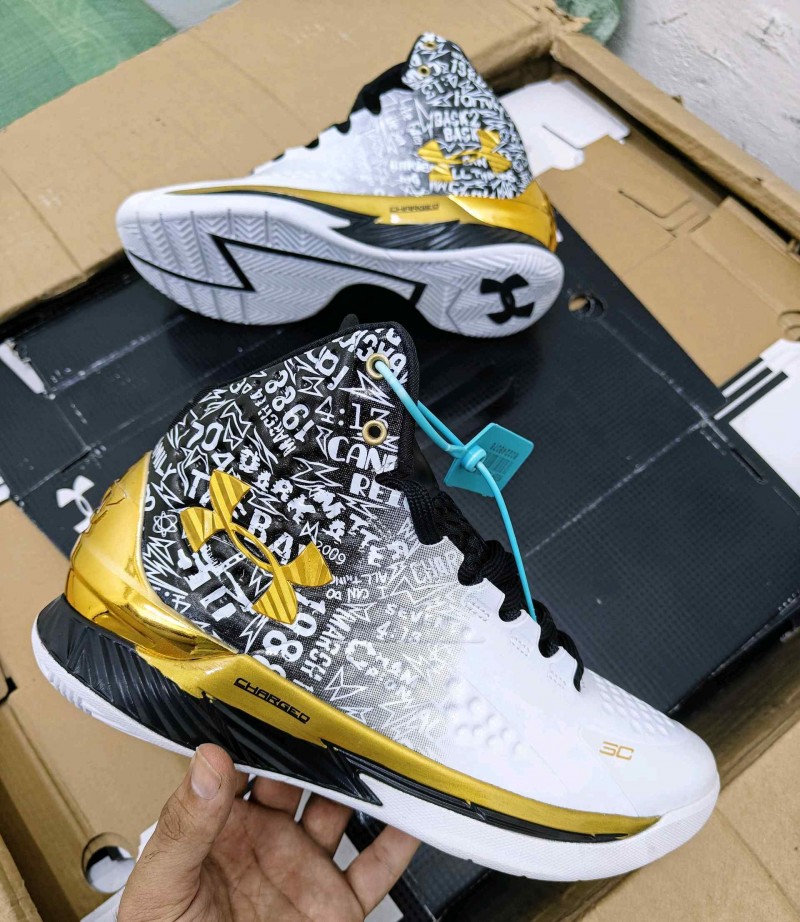 Underr Armour Curry 1 MVP Trophy Gold