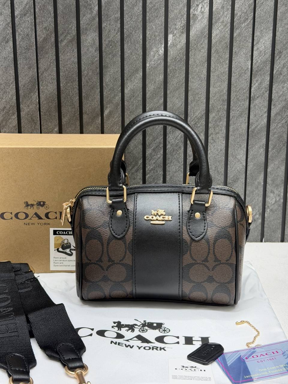 Coacch Rowan Mini Coffee Black With OriginalBox DustCover