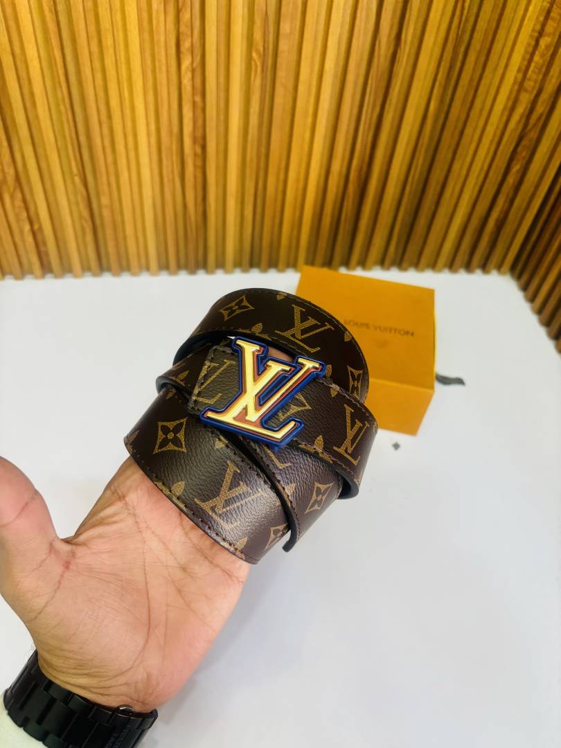 21 LV LOIUS VUTTON PREMIUM QUALITY BELT
