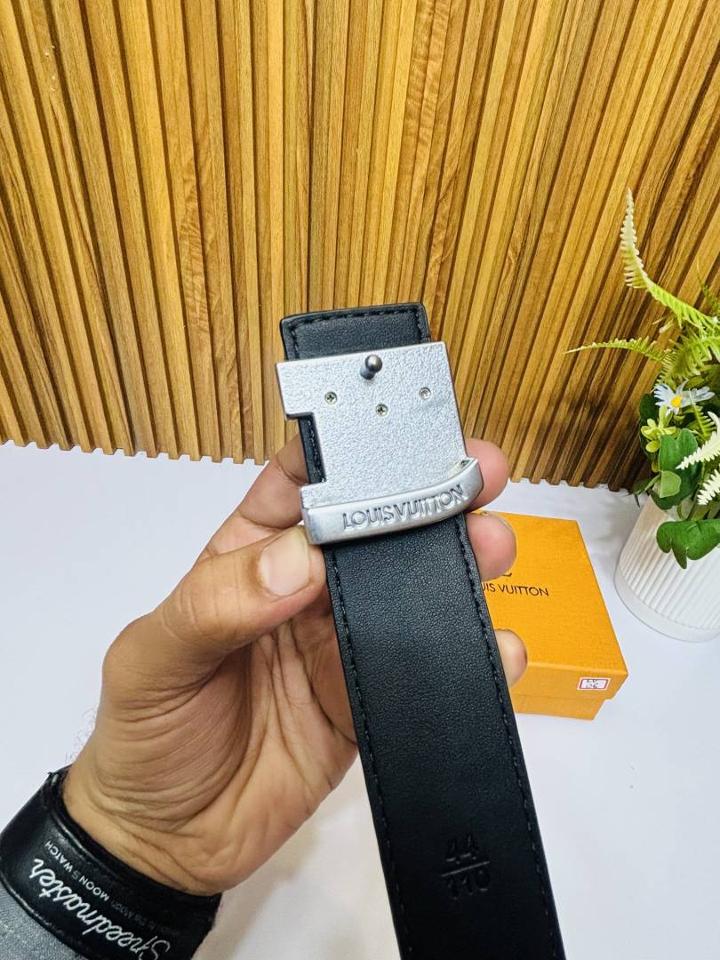 06 LV LOUIIS VUITTON PREMIUM QUALITY BELT