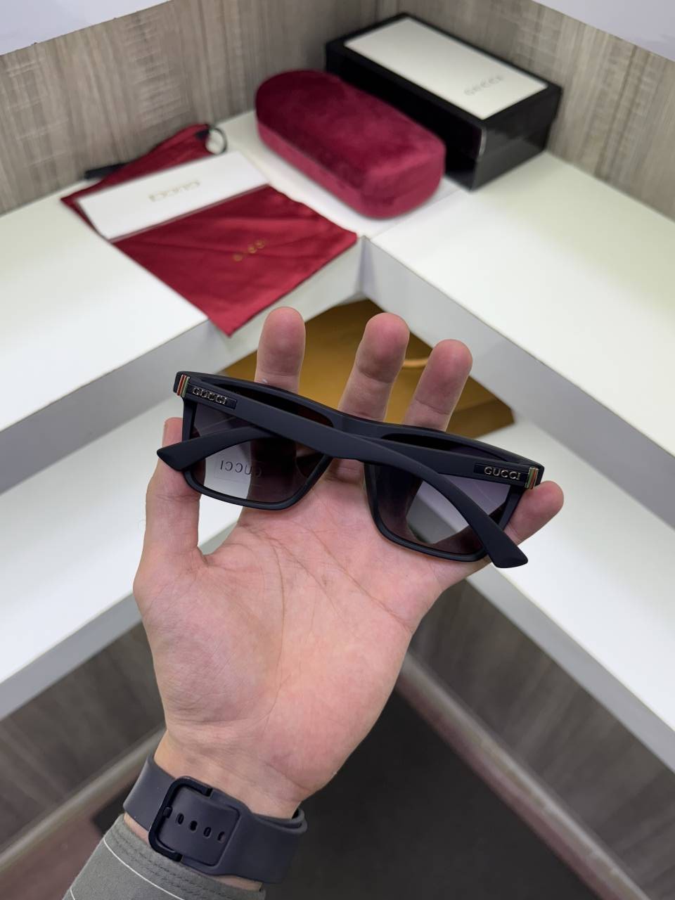 Guchi 69013 Premium sunglass (Matt Black)