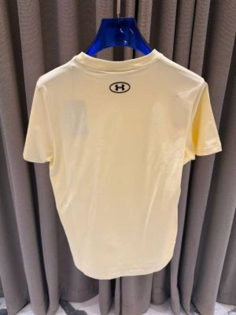 Under Armor Middle Brand Logo Round Neck T-shirt Cream